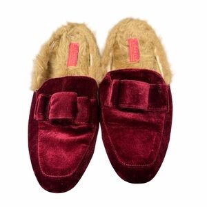 CATHERINE  MALANDRINO 
Women's Velvet slides with Faux Fur Lining 
Size 9